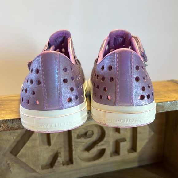 Sketchers tennis/water shoe - Picture 5 of 5